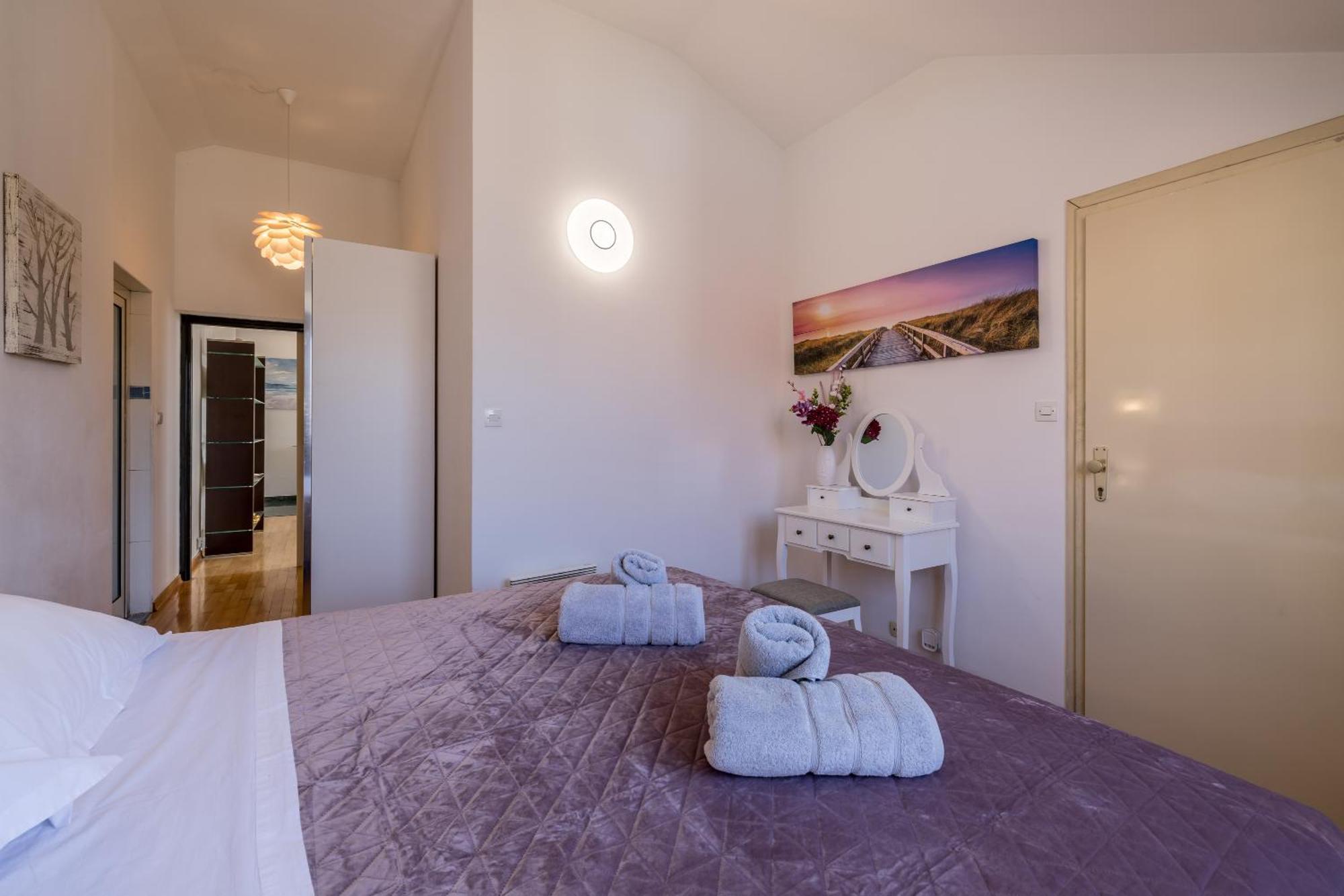 Urban Utopia Penthouse With Private Parking Split Exteriör bild